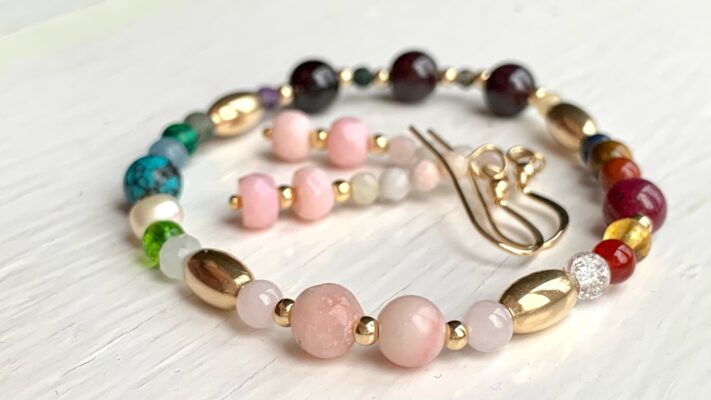 natural stone bracelet, garnet, pink opal, rose quartz, malachite, turquoise, pearl, agate, tourmaline, citrine